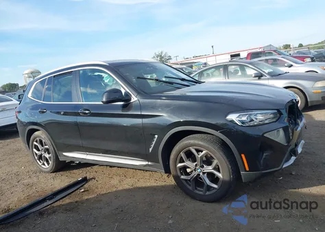 2022 BMW X3 xDrive30I z USA, uszkodzony, nr VIN 5UX53DP05N9M74053